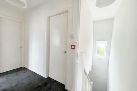 1 bedroom property to rent, Woodsend Road, Manchester M41