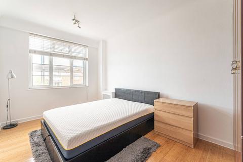 2 bedroom flat to rent, Grove End Road, St John's Wood, London, NW8