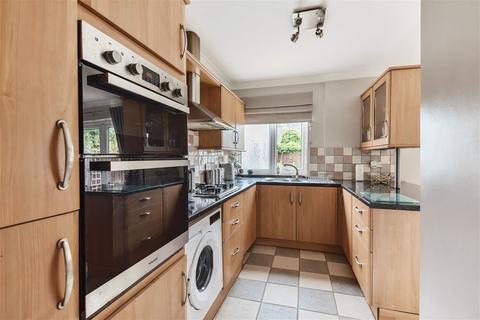3 bedroom semi-detached house for sale, Colbert Drive, Braunstone Town
