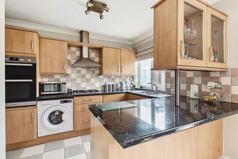 10 Colbert Drive, Leicester, LE3 2JB