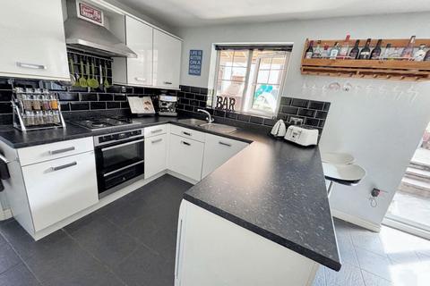 4 bedroom detached house for sale, Caddy Close, Birtley, Chester Le Street, Tyne and Wear, DH3 1GJ