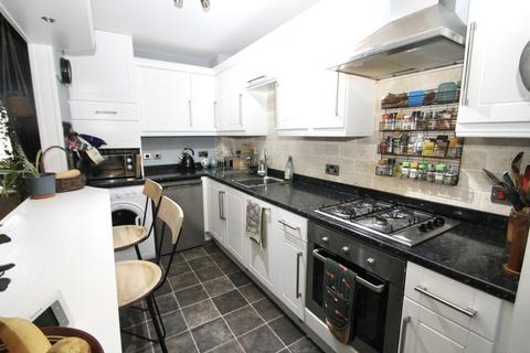 2 bedroom flat for sale, Lower Chapel Court, South Horrington, Wells, Somerset