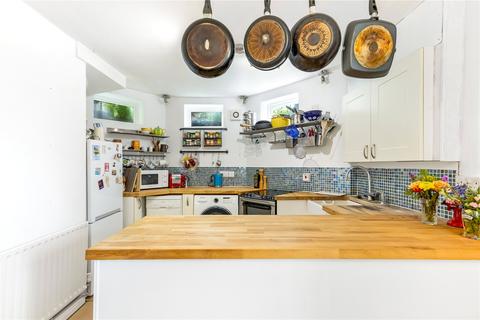 114a Victoria Road, Wood Green, London, N22 7XF