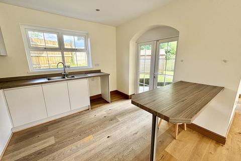 2 bedroom detached house for sale, Gwyn Street, Pontardawe, Swansea.