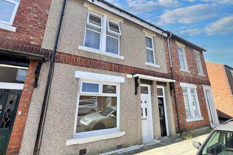 2 bedroom ground floor flat for sale, Canterbury Street, Chichester, South Shields, Tyne and Wear, NE33 4DQ