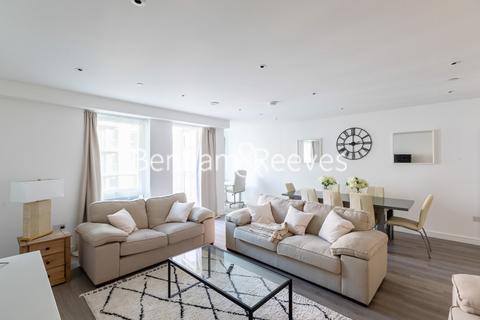 3 bedroom apartment to rent, Matcham House, Glenthorne Road W6