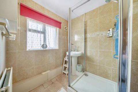 3 bedroom semi-detached house for sale, Staines-upon-Thames,  Surrey,  TW18