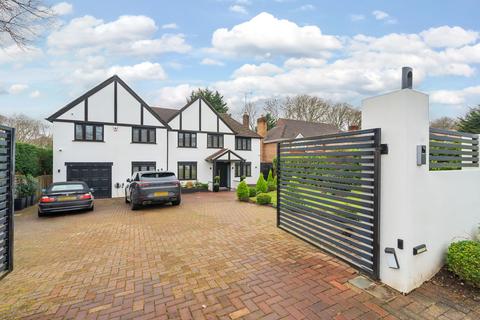 5 bedroom detached house for sale, Fulmer Drive, Gerrards Cross, Buckinghamshire, SL9