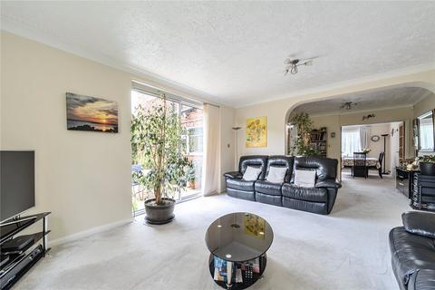 39 Egley Road, Woking, GU22 0AY