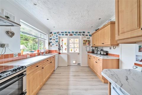 39 Egley Road, Woking, GU22 0AY