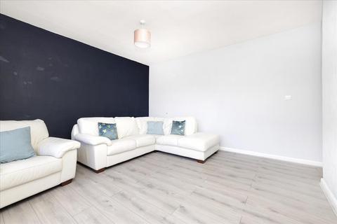 5 Wallace Crescent, Roslin, EH25 9LN