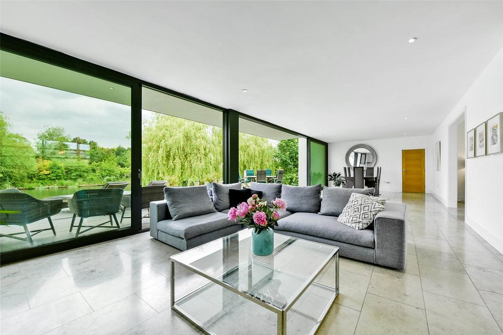 Reception Room