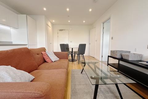 1 bedroom apartment to rent, Rockingham Road, Uxbridge UB8