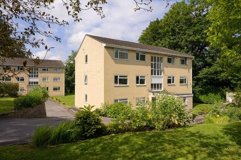 2 bedroom apartment to rent, Weston Park East