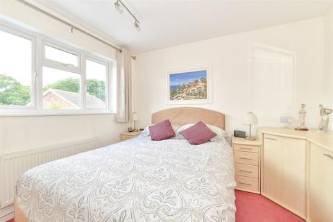 35 Beaver Close, Horsham, RH12 5GB