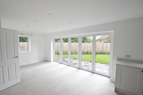 4 bedroom detached house to rent, Pound Road, East Peckham, Tonbridge, TN12