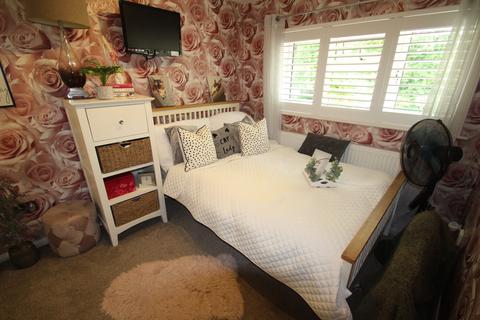 95 Bushy Close, Bletchley, Milton Keynes, MK3 6PX