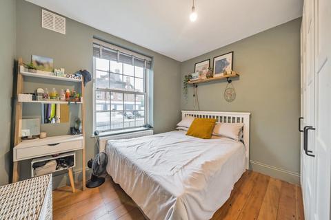 2 bedroom flat for sale, Union Road, Clapham