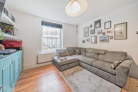 2 bedroom flat for sale, Union Road, Clapham