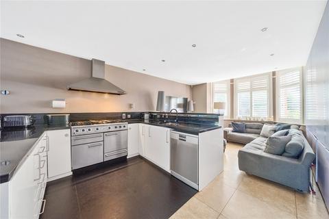 4 bedroom semi-detached house for sale, Chestnut Avenue, Esher, KT10