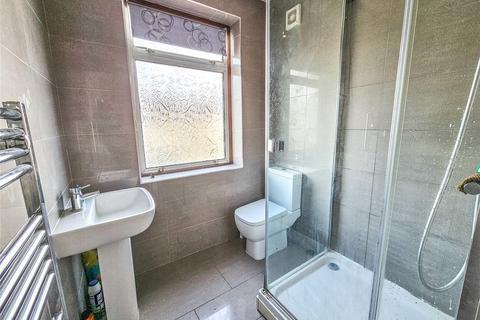 115 Essex Road, Romford, RM7 8BB