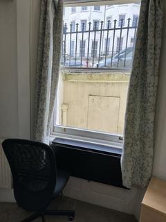 Studio to rent, Brunswick Place, Hove BN3