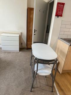 Studio to rent, Brunswick Place, Hove BN3