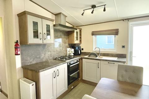 3 bedroom lodge for sale, NEWQUAY TR8