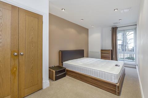 2 bedroom ground floor flat to rent, WARREN HOUSE, Beckford Close, Kensington, W14