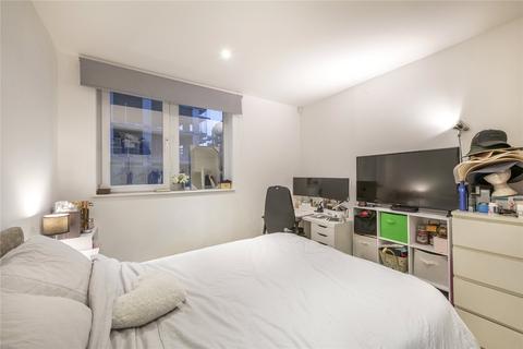 2 bedroom flat to rent, Ottley Drive, London