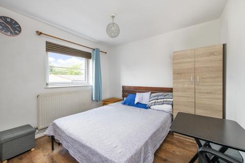 1 bedroom flat for sale, Empire Wharf Road, London