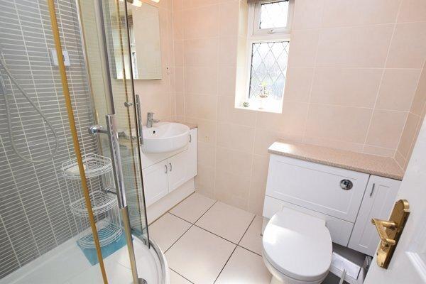 En suite shower room