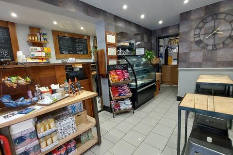 Restaurant to rent, Warple Way