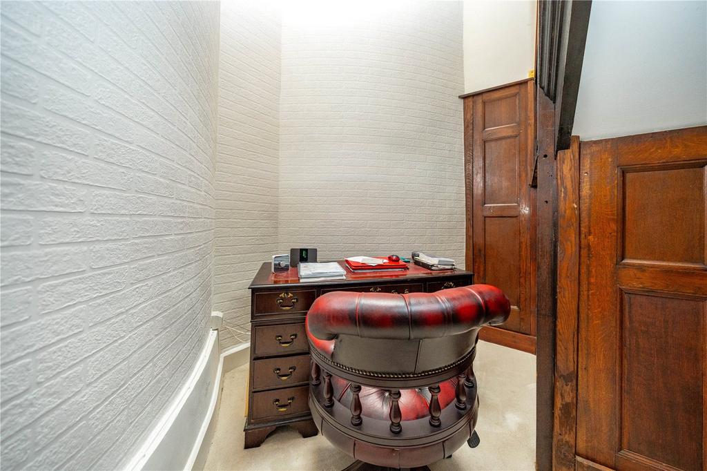 Office Snug