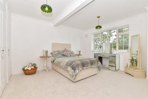 3 bedroom semi-detached house for sale, Alington Grove, Wallington, Surrey