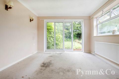 3 bedroom semi-detached bungalow for sale, Firwood Close, Norwich NR1
