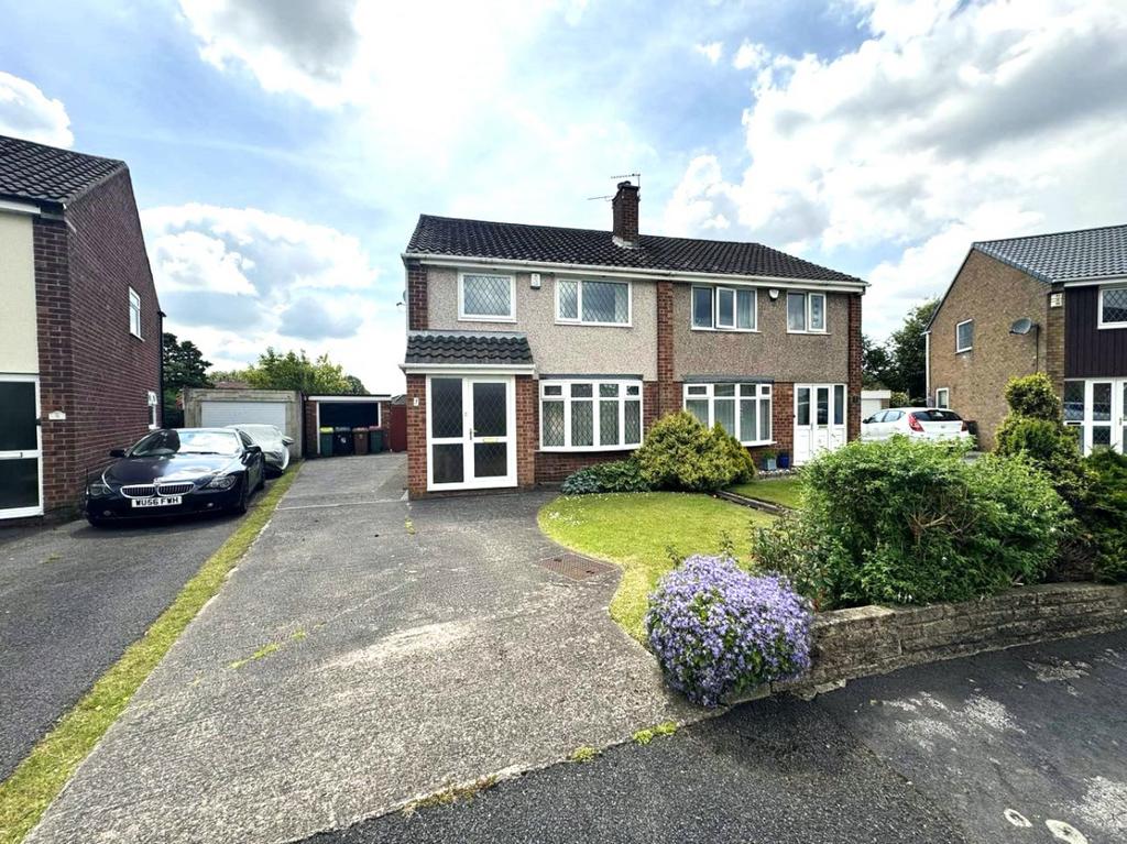 Stour Lodge Preston PR2 3EY 3 bed semi-detached house for sale - £229,500