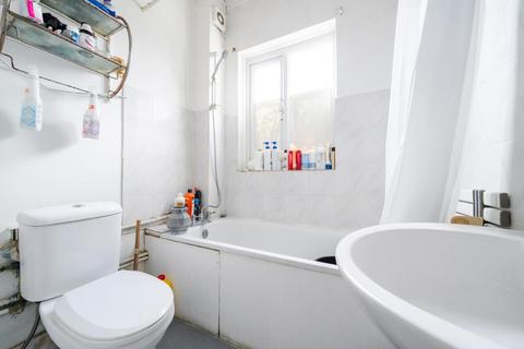 3 bedroom terraced house for sale, Woking,  Surrey,  GU21