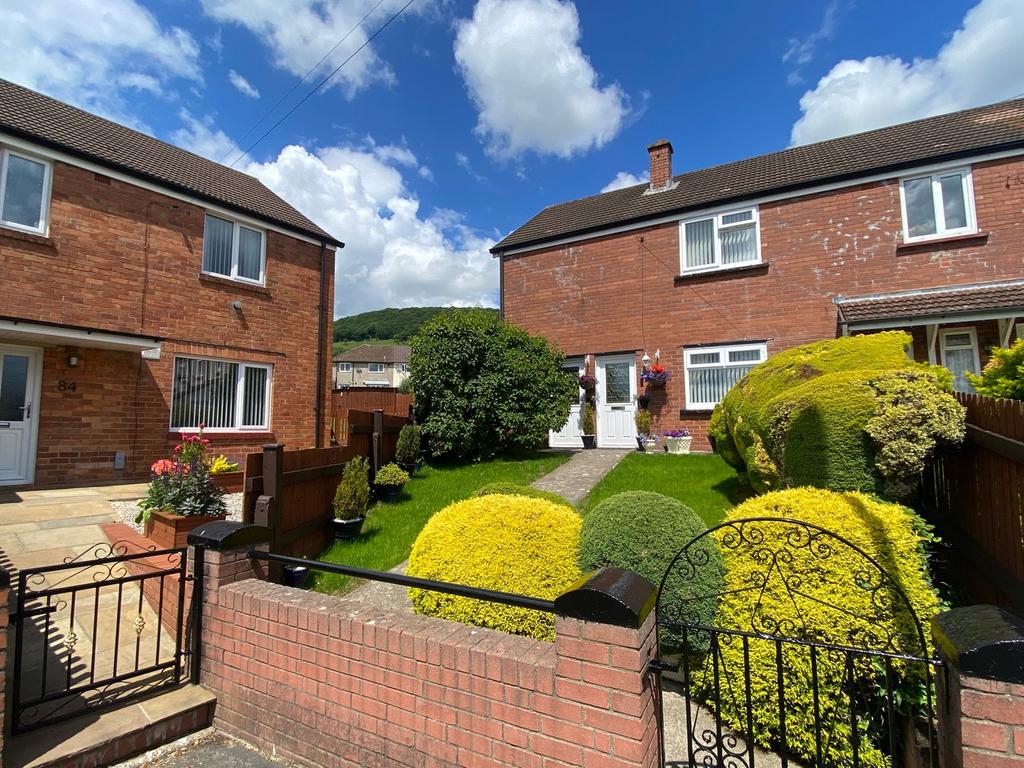 Old Barn Way, Abergavenny NP7 3 bed end of terrace house £259,950