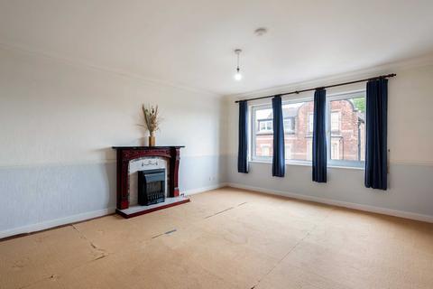 2 bedroom flat for sale, Ellwood Court, Fishergate, York, YO10