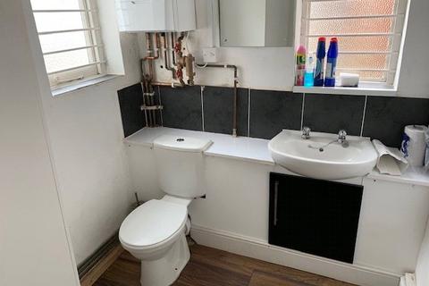 undefined, Victoria Road, Farnborough, Hampshire, GU14