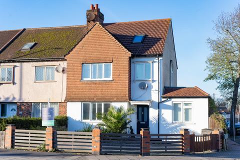 132 Croydon Road, Beckenham, BR3 4DF