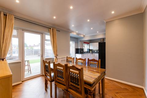 132 Croydon Road, Beckenham, BR3 4DF