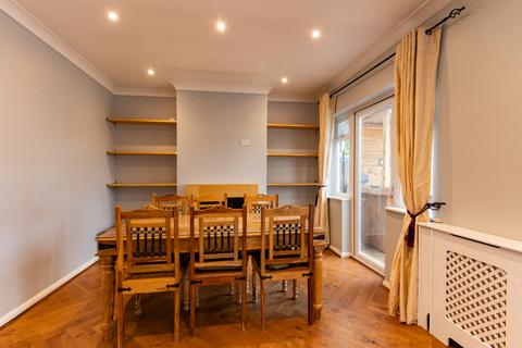 132 Croydon Road, Beckenham, BR3 4DF