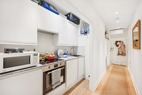 1 bedroom flat for sale, Donovan Court, 107 Drayton Gardens, Chelsea, London