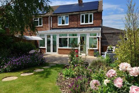 122 Arundel Road, Walton, Peterborough, PE4 6JQ