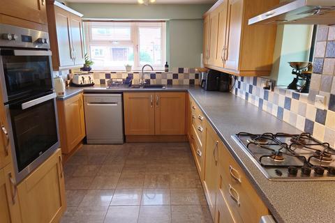 122 Arundel Road, Walton, Peterborough, PE4 6JQ