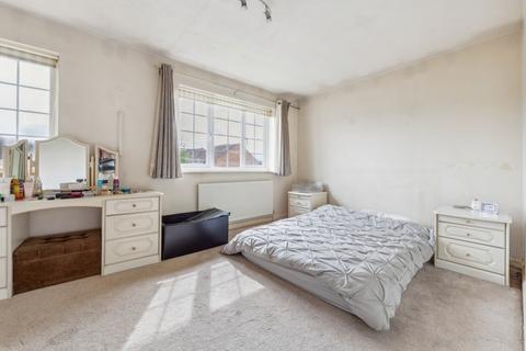 5 Martindale, Iver, SL0 0HX