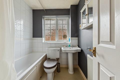 5 Martindale, Iver, SL0 0HX
