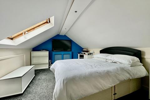 302 Pickering Road, Hull, HU4 7AD